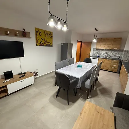 Seawave Vodice, Big For 8 Near The Beach! Vodice