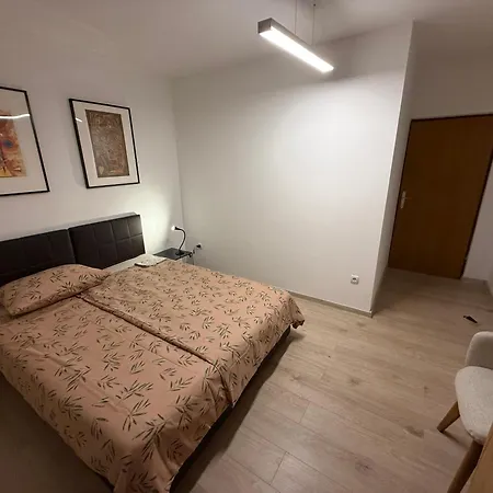 Seawave Vodice, Big For 8 Near The Beach! Vodice