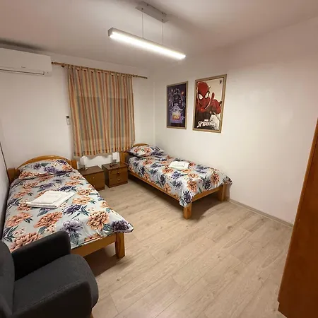 Seawave Vodice, Big For 8 Near The Beach! Vodice
