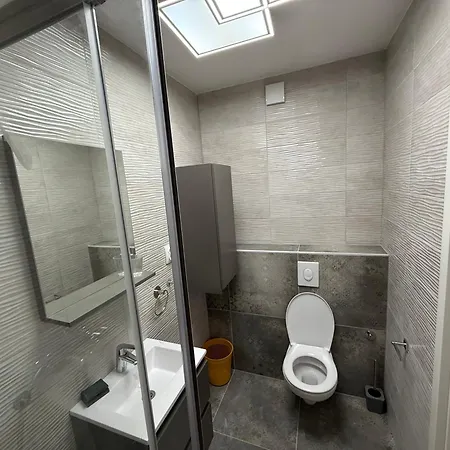 Seawave Vodice, Big For 8 Near The Beach! Vodice